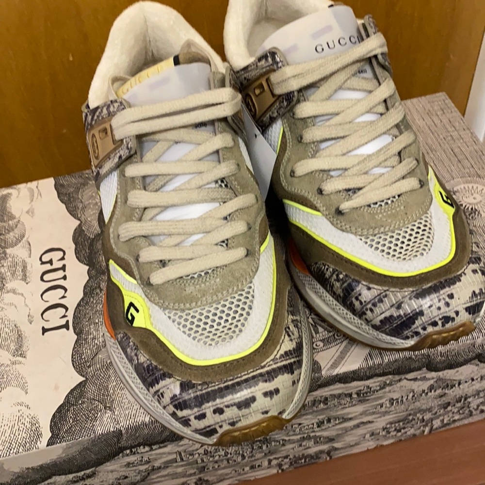 Gucci Ultrapace Size 40